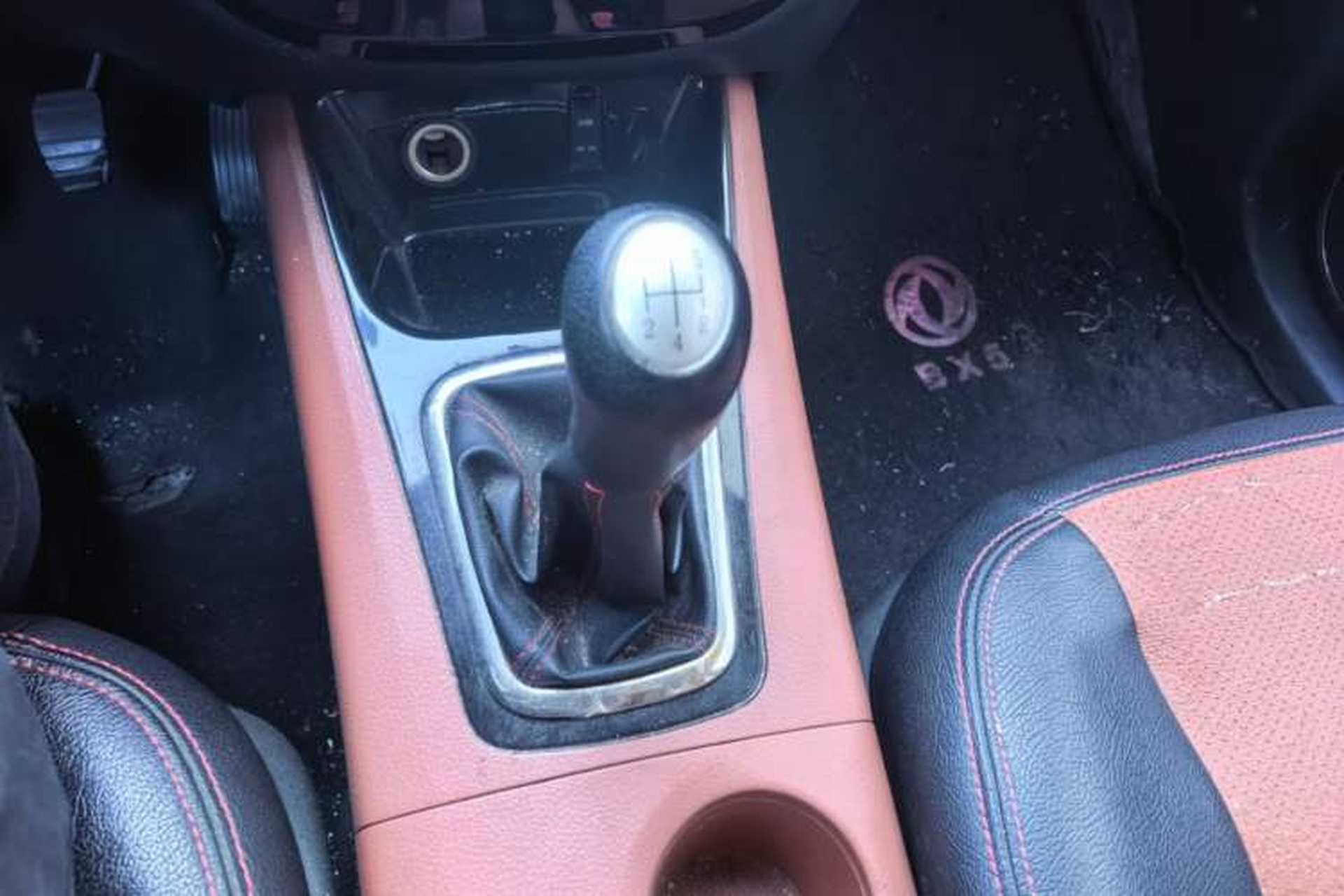 Used FORTHING Joyear X5 2015 1.6L Manual Luxury Model Gear Lever