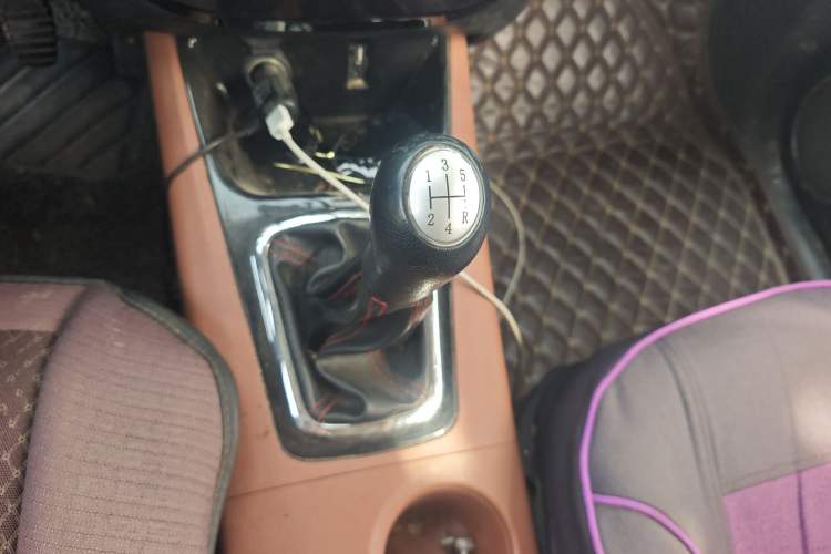 Used FORTHING Joyear X5 2015 1.6L Manual Luxury Model Gear Lever