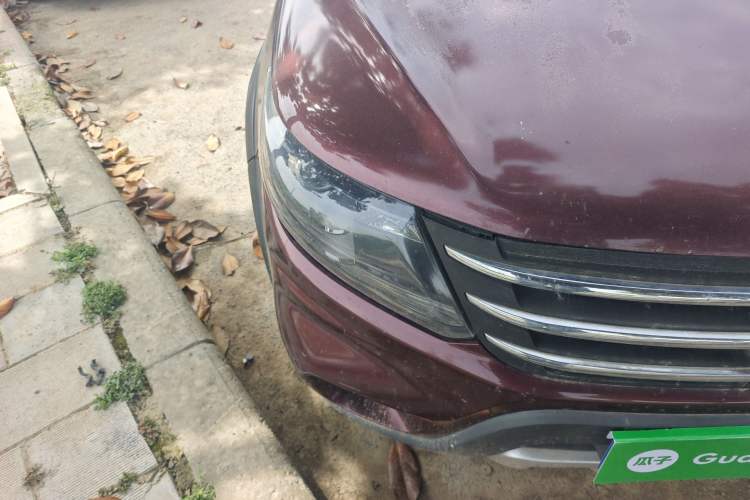 Used FORTHING Joyear X5 2015 1.6L Manual Luxury Model Right Front Headlight