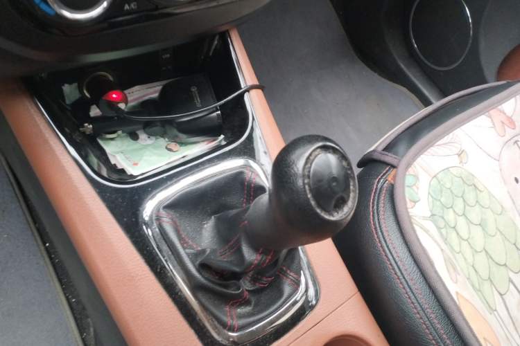 Used FORTHING Joyear X5 2015 1.6L Manual Luxury Model Gear Lever