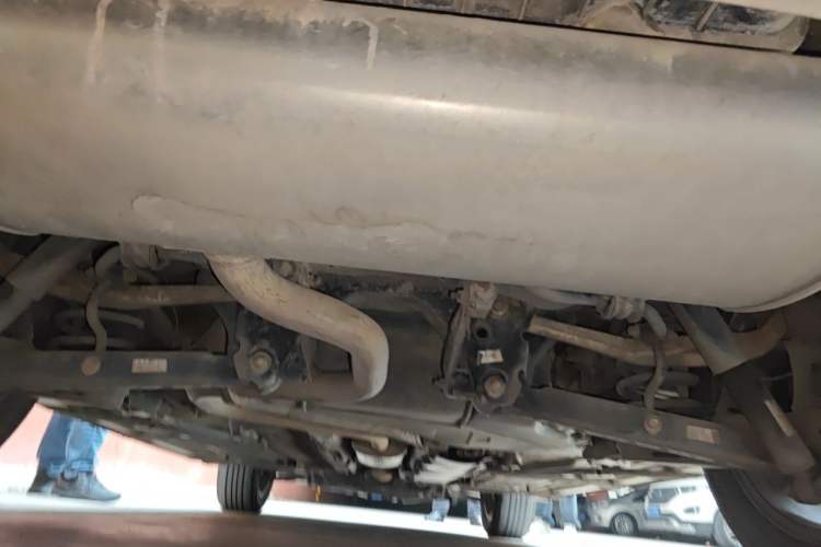 Used FORTHING Joyear X5 2015 1.8T Manual Luxury Model Chassis Rear