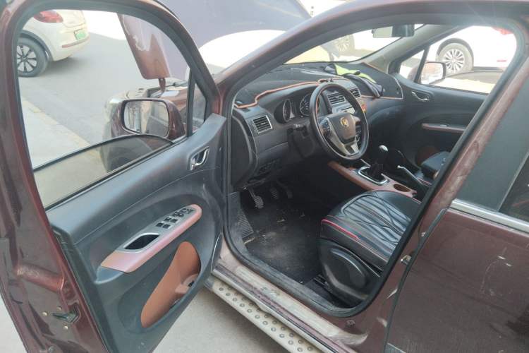 Used FORTHING Joyear X5 2015 1.6L Manual Luxury Model Driver Seat