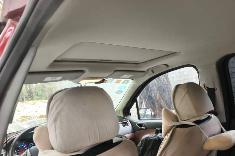 Used FORTHING Joyear X5 2015 1.6L Manual Luxury Model Headliner