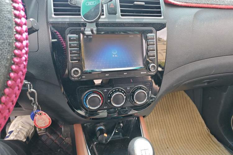 Used FORTHING Joyear X5 2015 1.6L Manual Luxury Model Audio And AC Panel