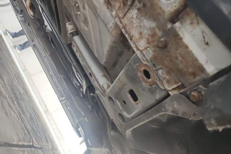 Used FORTHING Joyear X5 2015 1.6L Manual Luxury Model Chassis Front Right