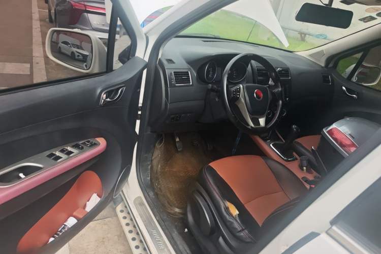 Used FORTHING Joyear X5 2015 1.6L Manual Luxury Model Driver Seat