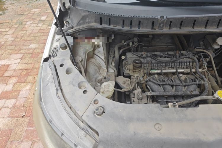 Used FORTHING Joyear X5 2015 1.6L Manual Luxury Model Engine Bay Right