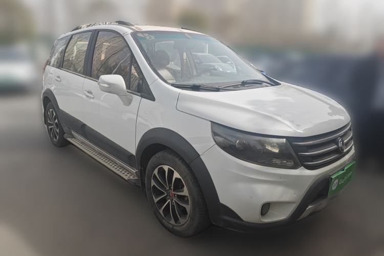 Used FORTHING Joyear X5 2015 1.6L Manual Luxury Model Front Right 45 Deg