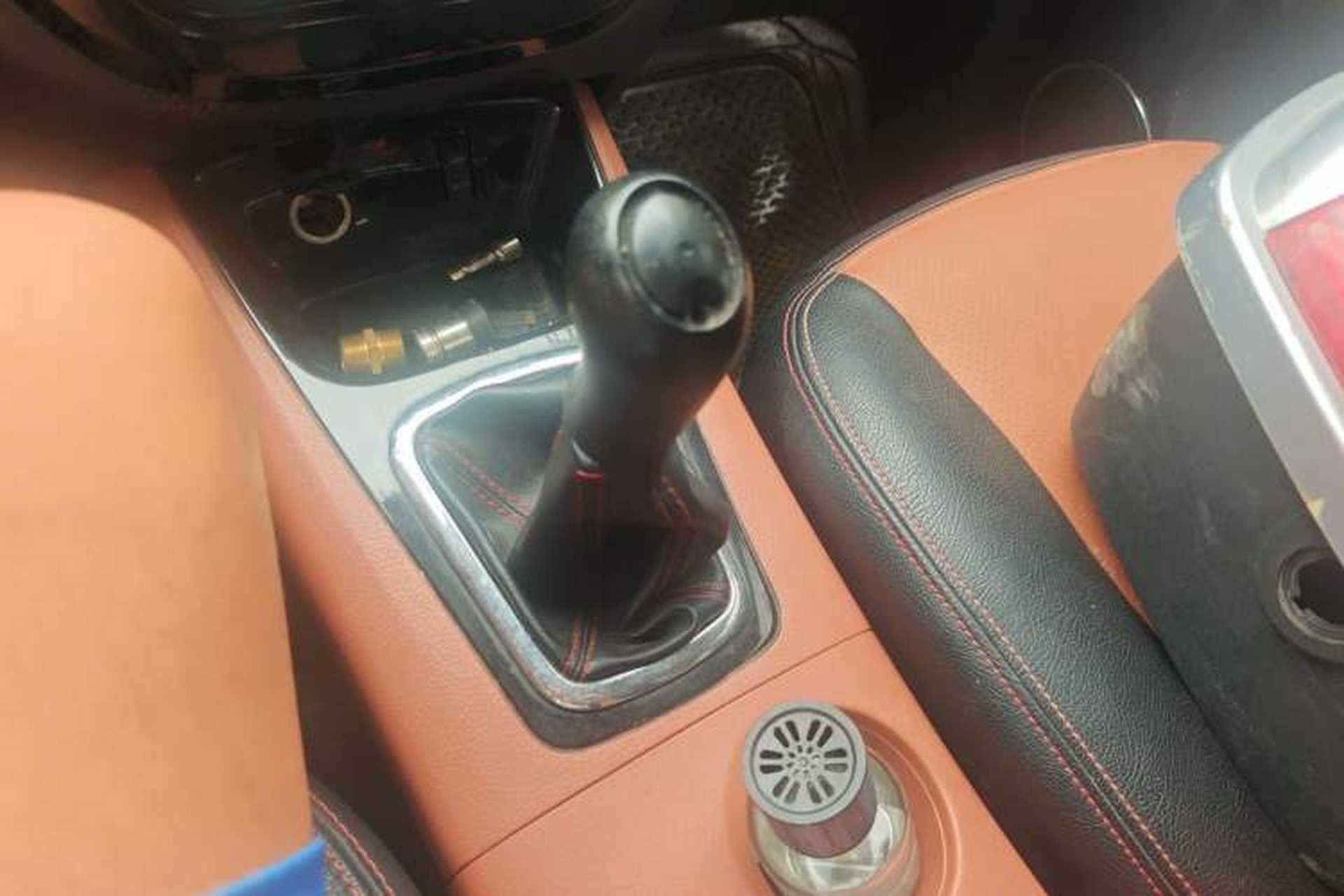 Used FORTHING Joyear X5 2015 1.6L Manual Luxury Model Gear Lever
