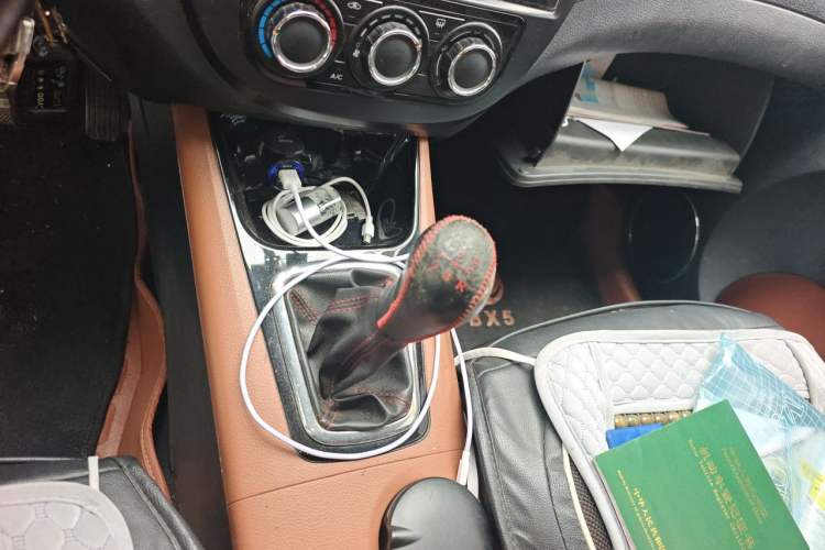 Used FORTHING Joyear X5 2015 1.6L Manual Luxury Model Gear Lever