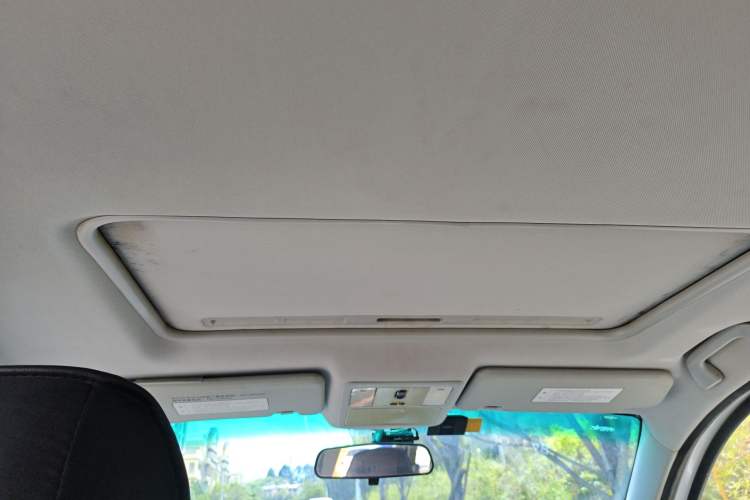 Used FORTHING Joyear X5 2015 1.6L Manual Luxury Model Headliner