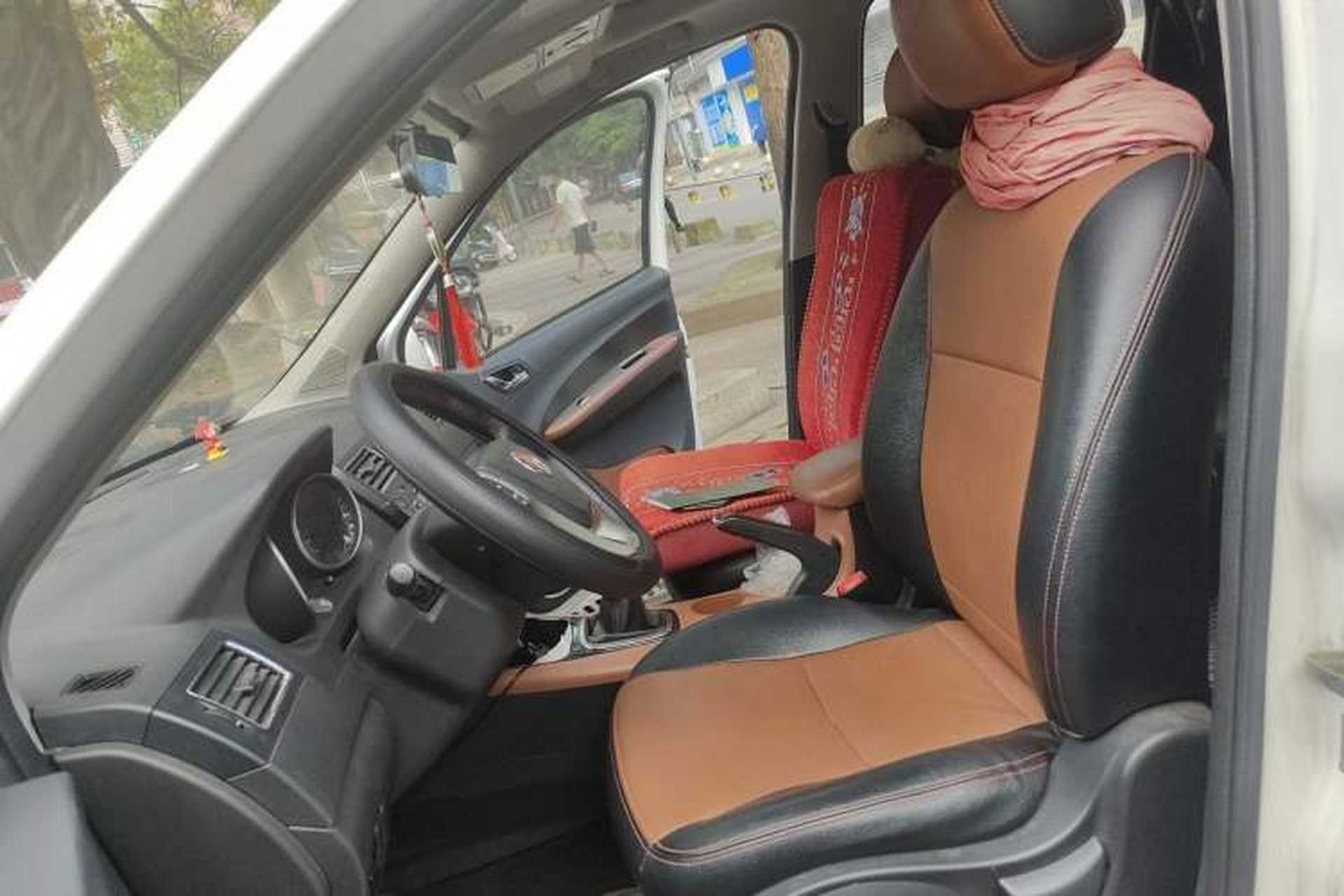 Used FORTHING Joyear X5 2015 1.6L Manual Luxury Model Left Front Seat