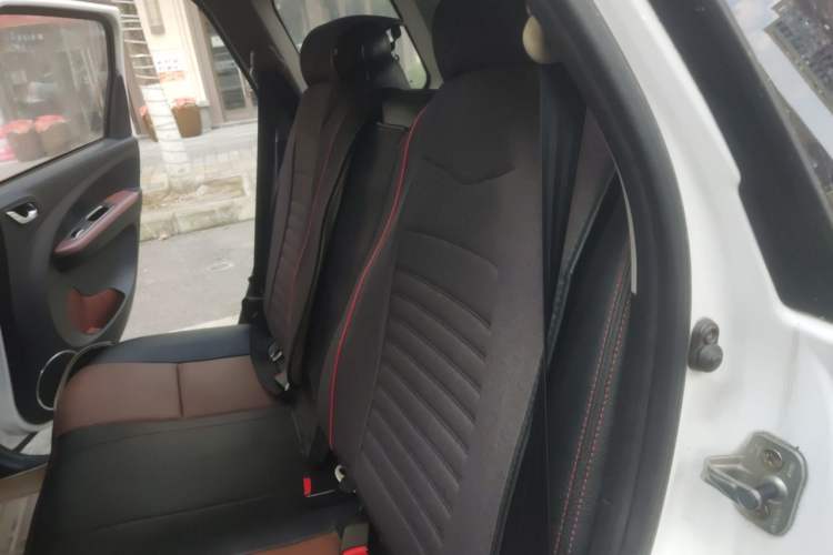 Used FORTHING Joyear X5 2015 1.6L Manual Luxury Model Left Rear Seat