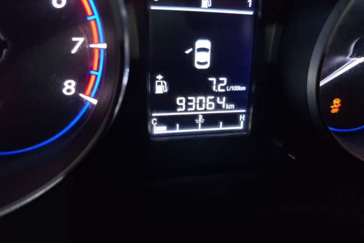 Used FORTHING Joyear X5 2015 1.6L Manual Luxury Model Odometer Close Up