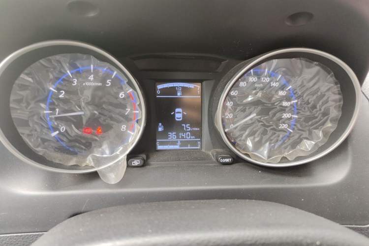 Used FORTHING Joyear X5 2015 1.6L Manual Luxury Model Odometer Close Up