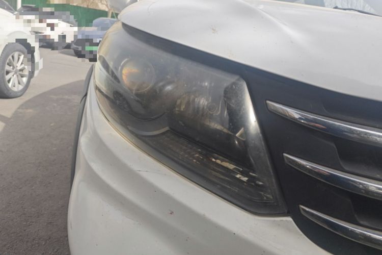 Used FORTHING Joyear X5 2015 1.6L Manual Luxury Model Right Front Headlight