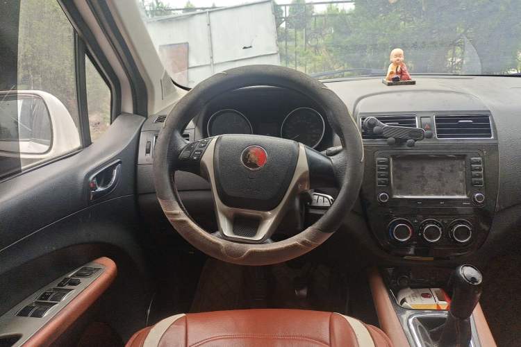 Used FORTHING Joyear X5 2015 1.6L Manual Luxury Model Steering Wheel