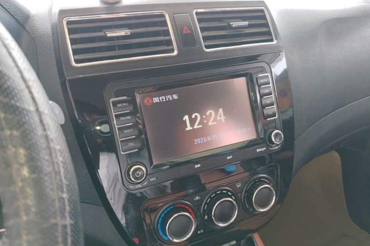 Used FORTHING Joyear X5 2015 1.6L Manual Luxury Model Audio And AC Panel
