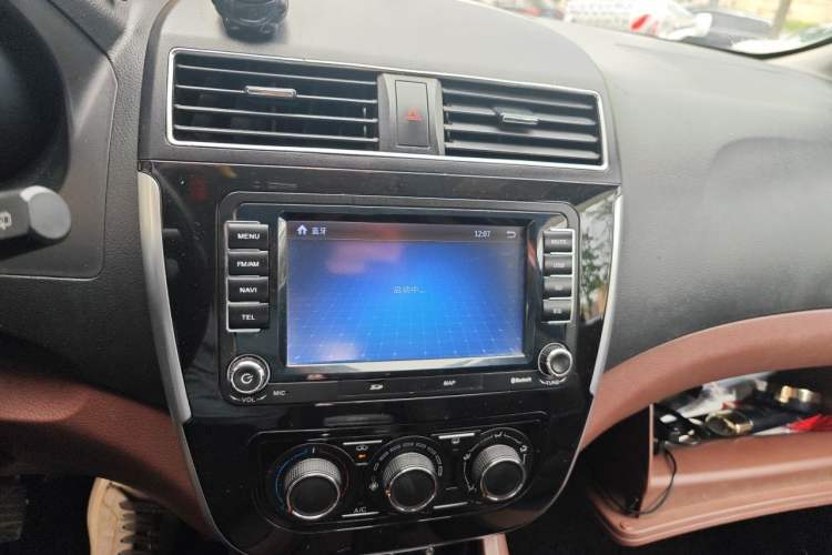 Used FORTHING Joyear X5 2016 1.6L Manual Luxury Model Audio And AC Panel