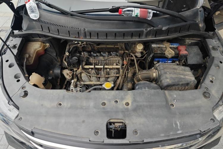 Used FORTHING Joyear X5 2016 1.6L Manual Luxury Model Engine Bay