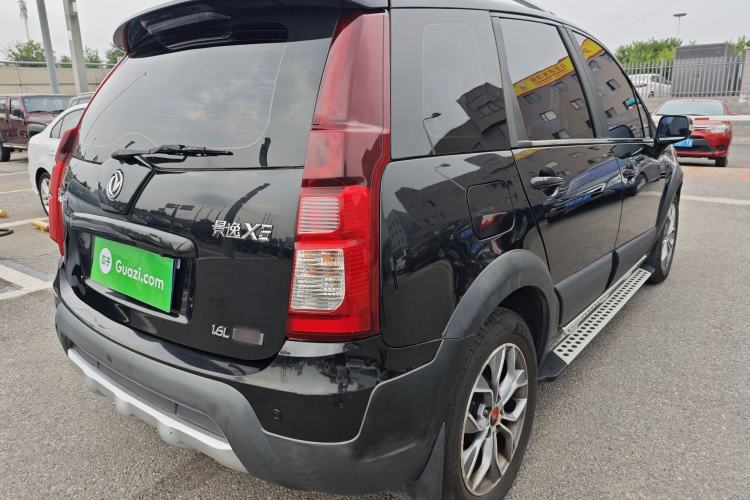 Used FORTHING Joyear X5 2016 1.6L CVT Luxury Model Exterior 2