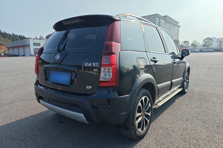 Used FORTHING Joyear X5 2016 1.6L Manual Luxury Edition Exterior 5