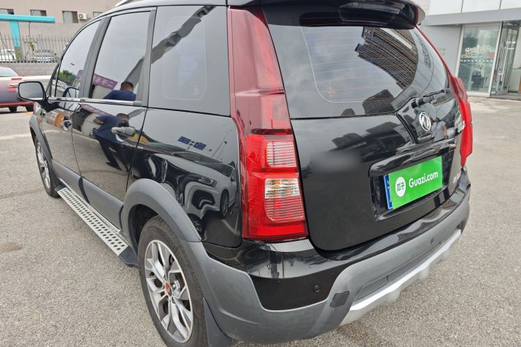 Used FORTHING Joyear X5 2016 1.6L CVT Luxury Model Exterior 5
