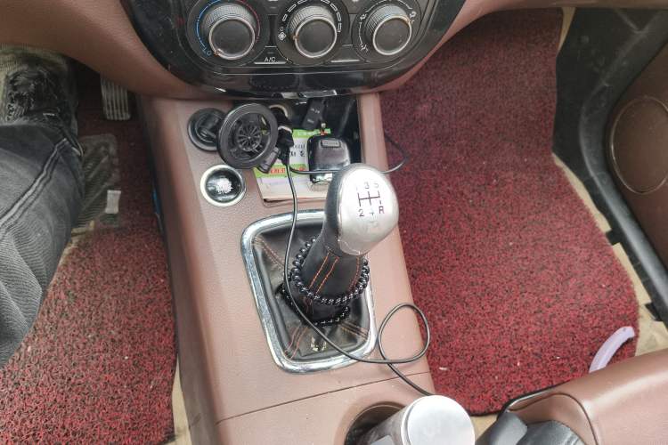 Used FORTHING Joyear X5 2016 1.6L Manual Luxury Model Gear Lever