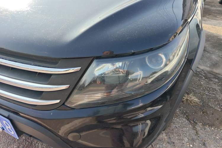 Used FORTHING Joyear X5 2016 1.6L Manual Luxury Edition Left Front Headlight