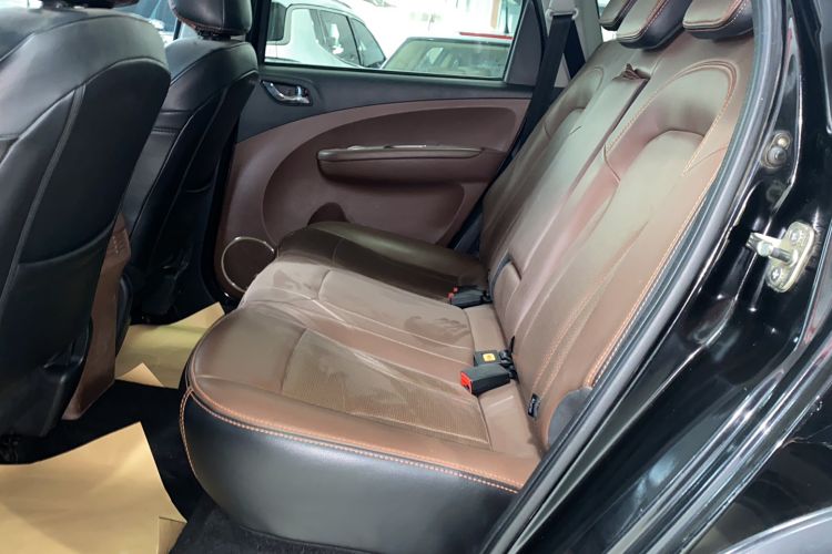 Used FORTHING Joyear X5 2016 1.6L CVT Deluxe Model Left Rear Seat
