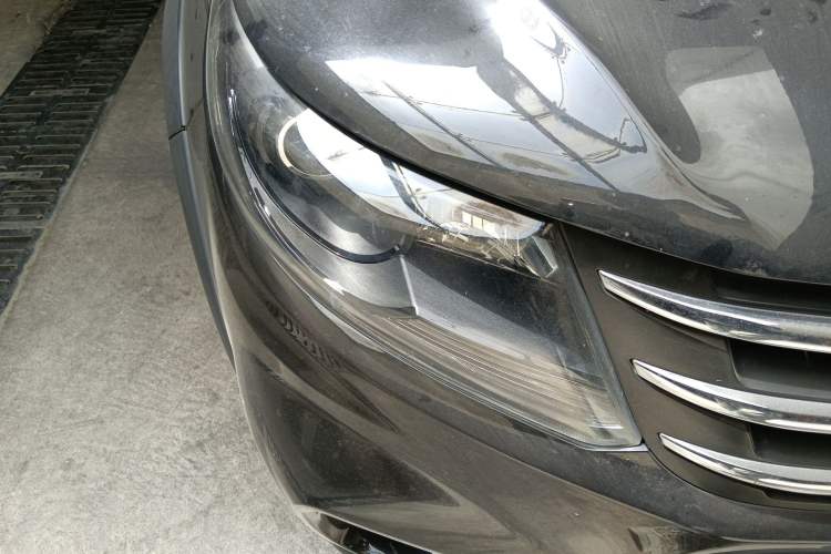 Used FORTHING Joyear X5 2016 1.6L CVT Luxury Model Right Front Headlight