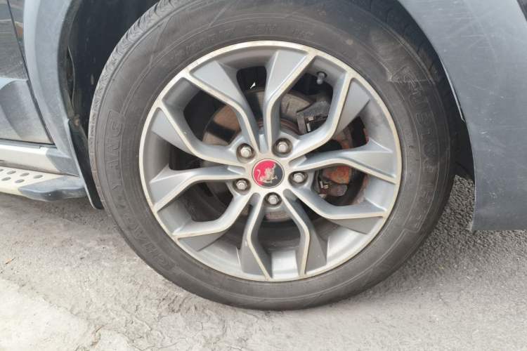 Used FORTHING Joyear X5 2016 1.6L CVT Deluxe Model Right Front Wheel Hub