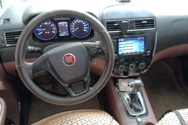 Used FORTHING Joyear X5 2016 1.6L CVT Luxury Model Steering Wheel