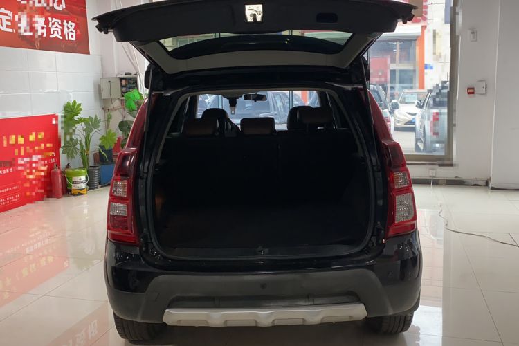Used FORTHING Joyear X5 2016 1.6L CVT Deluxe Model Trunk