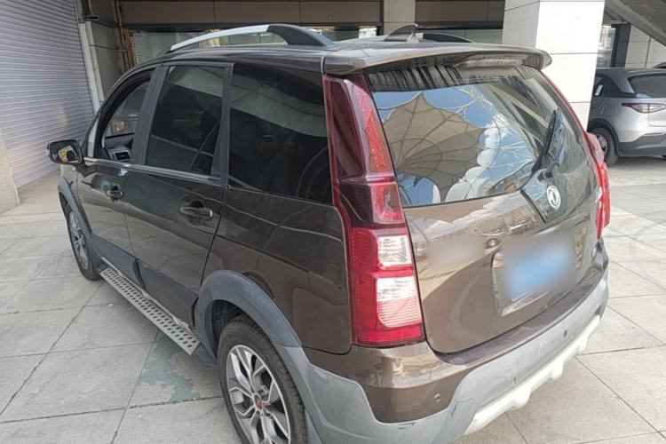 Used FORTHING Joyear X5 2016 1.6L Manual Luxury Model Exterior 2