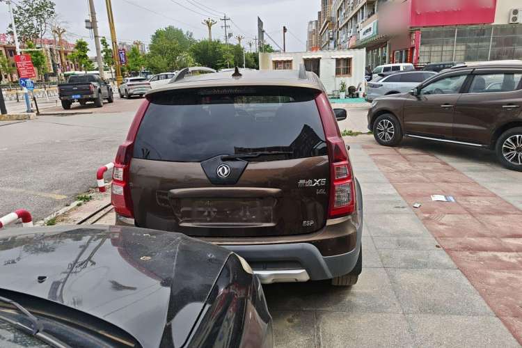 Used FORTHING Joyear X5 2016 1.6L Manual Luxury Model Exterior 4
