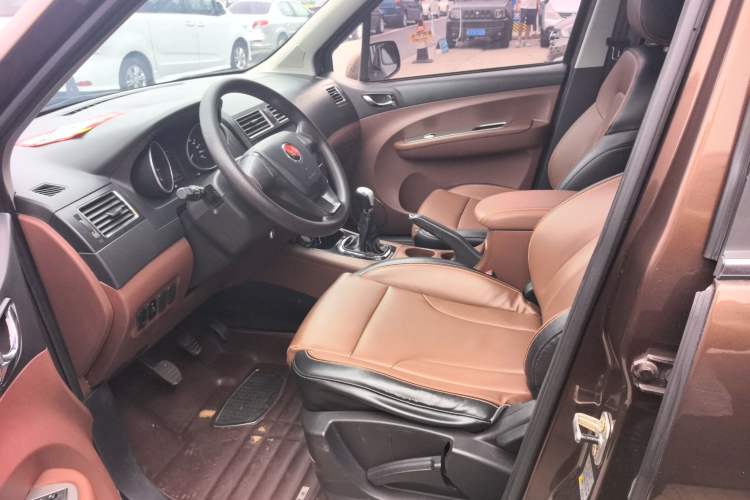 Used FORTHING Joyear X5 2016 1.6L Manual Luxury Edition Exterior 5