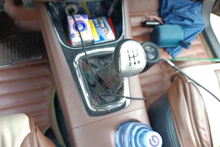 Used FORTHING Joyear X5 2016 1.6L Manual Luxury Edition Gear Lever