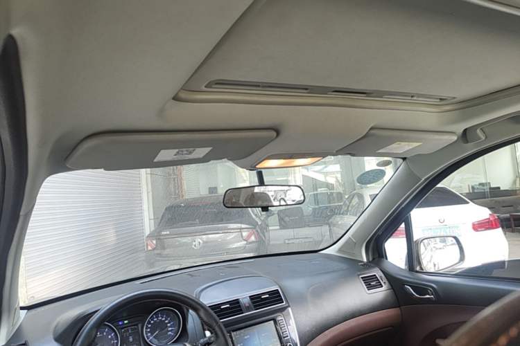 Used FORTHING Joyear X5 2016 1.6L Manual Luxury Model Headliner