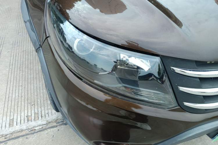 Used FORTHING Joyear X5 2016 1.6L Manual Luxury Edition Right Front Headlight