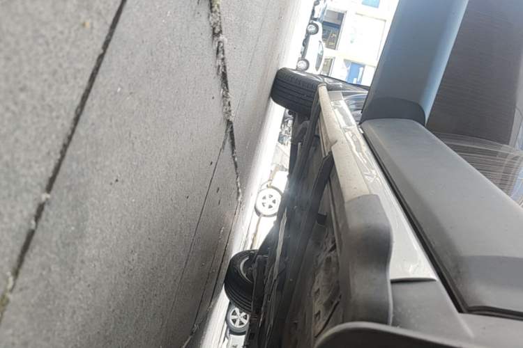 Used FORTHING Joyear X5 2016 1.6L Manual Luxury Model Right Side Sill