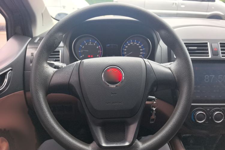 Used FORTHING Joyear X5 2016 1.6L Manual Luxury Edition Steering Wheel