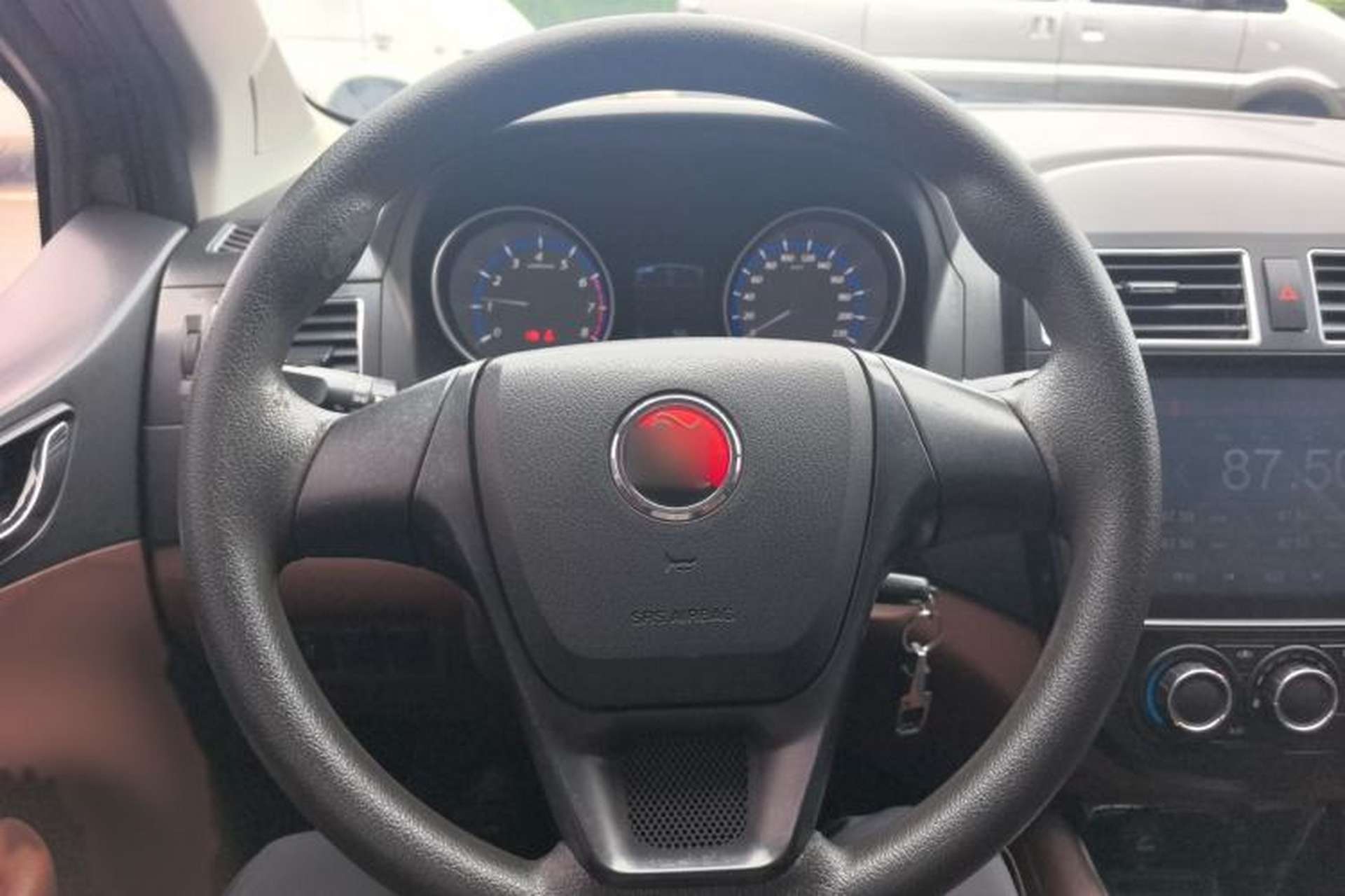 Used FORTHING Joyear X5 2016 1.6L Manual Luxury Edition Steering Wheel