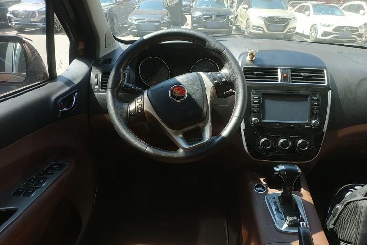 Used FORTHING Joyear X5 2016 1.6L CVT Deluxe Model Steering Wheel