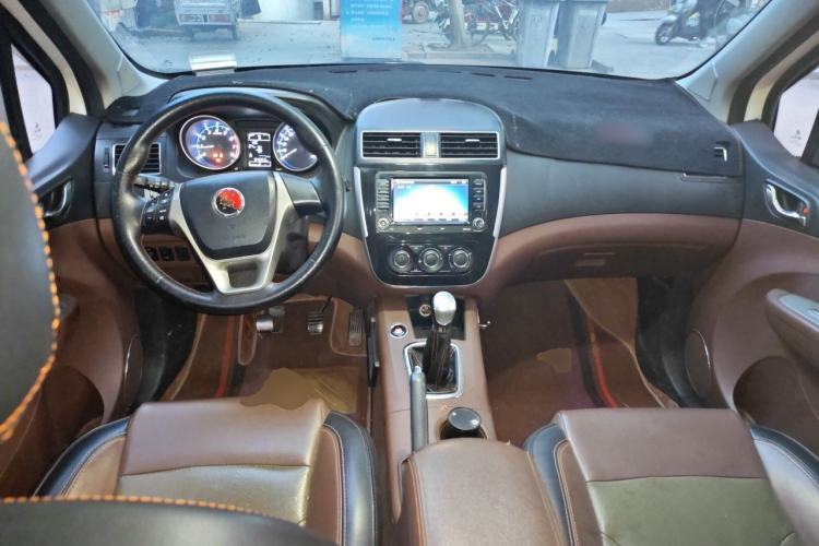 Used FORTHING Joyear X5 2016 1.6L Manual Luxury Model Center Console