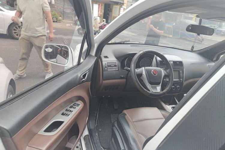 Used FORTHING Joyear X5 2016 1.6L Manual Luxury Edition Driver Seat
