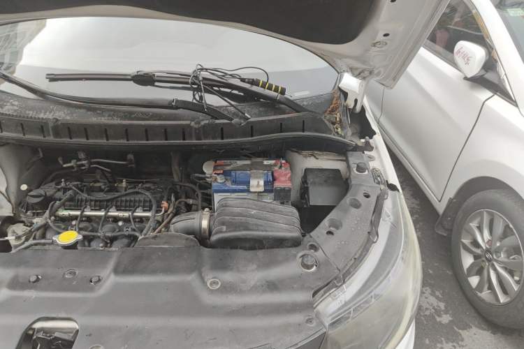 Used FORTHING Joyear X5 2016 1.6L Manual Luxury Edition Engine Bay Left