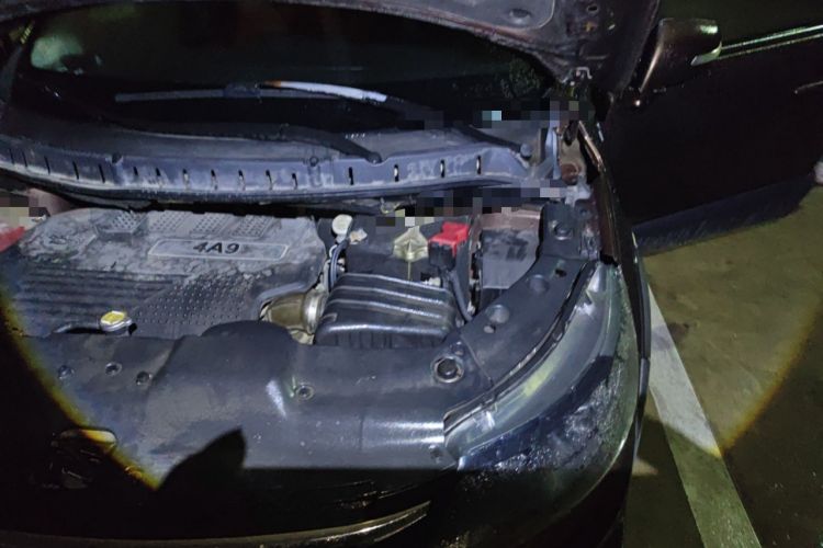 Used FORTHING Joyear X5 2016 1.6L Manual Luxury Model Engine Bay Left