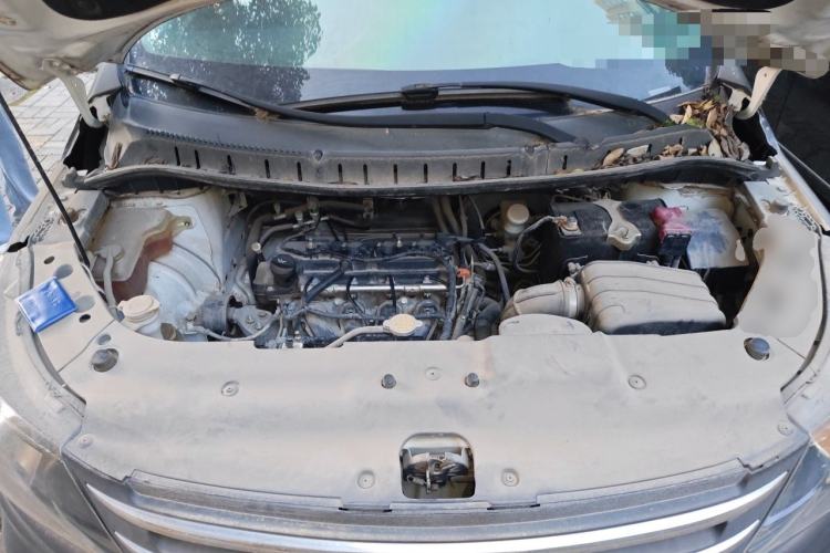 Used FORTHING Joyear X5 2016 1.6L Manual Luxury Model Engine Bay