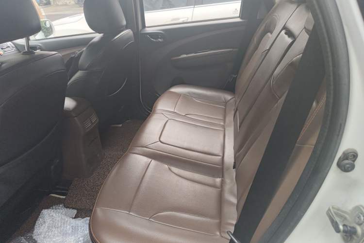 Used FORTHING Joyear X5 2016 1.6L Manual Luxury Edition Left Rear Seat